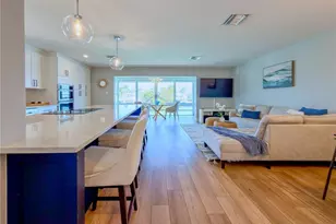 1910 Gulf Shore Blvd N, Naples, FL 34102 - Photo 15