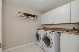 25390 Galashields Cir, Bonita Springs, FL 34134 - Photo 21