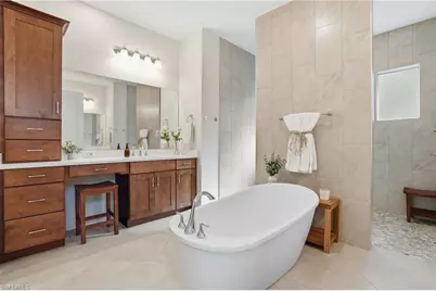 3707 5th Ave SW, Naples, FL 34117 - Photo 19