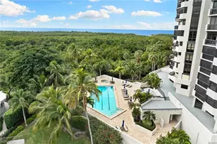 6001 Pelican Bay Blvd, Naples, FL 34108 - Photo 47