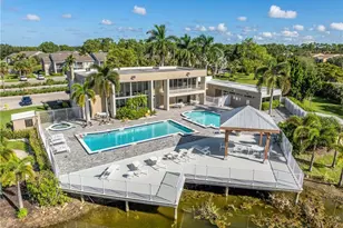 153 Santa Clara Dr, Naples, FL 34104 - Photo 11