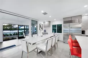 10002 Vanderbilt Dr, Naples, FL 34108 - Photo 15