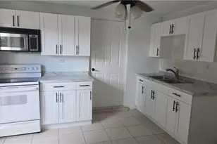 10 E Jersey Rd, Lehigh Acres, FL 33936 - Photo 5