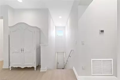 6973 Avalon Cir #1406, Naples, FL 34112 - Photo 5