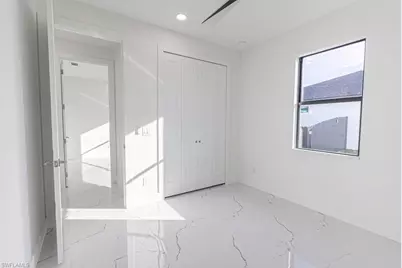 401 Kismet Pkwy E, Cape Coral, FL 33909 - Photo 9