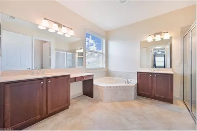 10100 Sugar Maple Ln, Fort Myers, FL 33913 - Photo 25