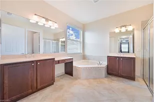 10100 Sugar Maple Ln, Fort Myers, FL 33913 - Photo 25