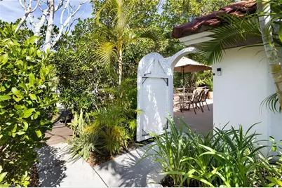 1595 Curlew Ave #4, Naples, FL 34102 - Photo 19