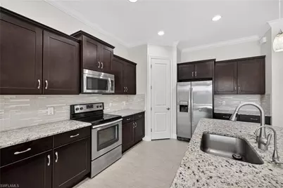 1412 Lucena Ln S, Naples, FL 34113 - Photo 9