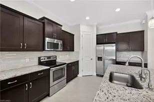 1412 Lucena Ln S, Naples, FL 34113 - Photo 9