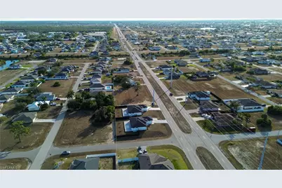 405 Kismet Pkwy E, Cape Coral, FL 33909 - Photo 43