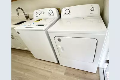 26287 Queen Mary Ln, Bonita Springs, FL 34135 - Photo 23