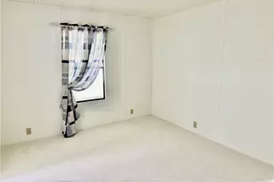 26287 Queen Mary Ln, Bonita Springs, FL 34135 - Photo 15