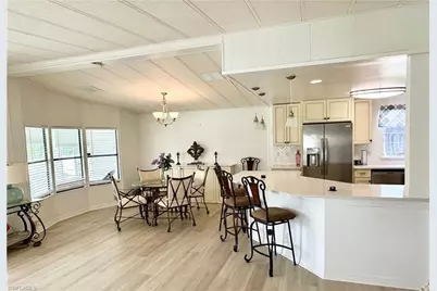 26287 Queen Mary Ln, Bonita Springs, FL 34135 - Photo 3