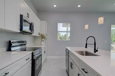 3121 71st St W, Lehigh Acres, FL 33971 - Photo 9