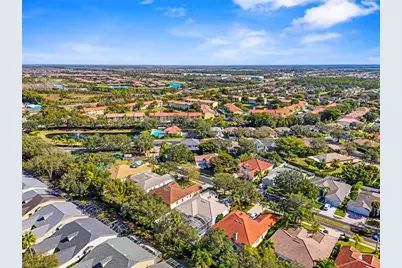 8524 Laurel Lakes Blvd, Naples, FL 34119 - Photo 37