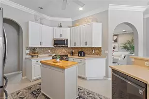 8524 Laurel Lakes Blvd, Naples, FL 34119 - Photo 11