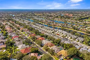 8524 Laurel Lakes Blvd, Naples, FL 34119 - Photo 35