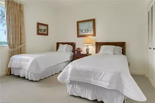 4724 Oak Leaf Dr, Naples, FL 34119 - Photo 15