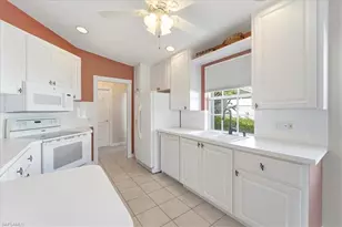 5728 Drummond Way, Naples, FL 34119 - Photo 7