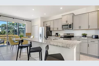 5046 Draco Cir, Naples, FL 34120 - Photo 11