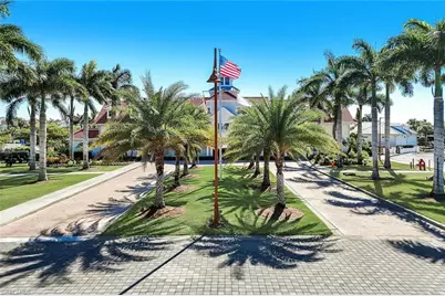 8943 Gustavia Ct, Naples, FL 34112 - Photo 39