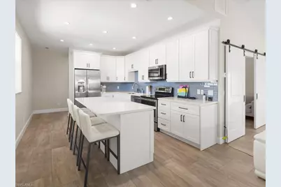 232 Harbor Pl N, Goodland, FL 34140 - Photo 9