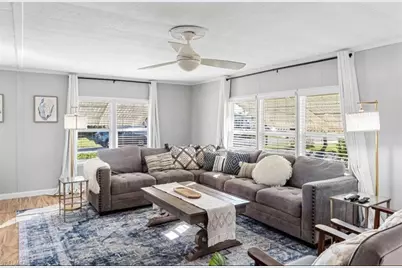 407 Cape Florida Way, Naples, FL 34104 - Photo 3