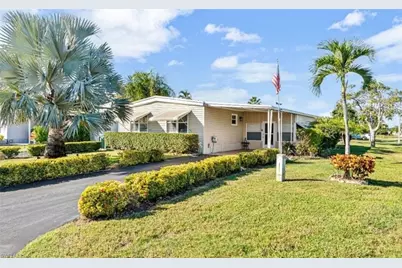 407 Cape Florida Way, Naples, FL 34104 - Photo 19