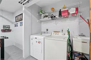 595 109th Ave N, Naples, FL 34108 - Photo 35