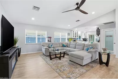 595 109th Ave N, Naples, FL 34108 - Photo 11