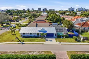 595 109th Ave N, Naples, FL 34108 - Photo 3