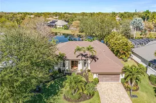 2025 Mission Dr, Naples, FL 34109 - Photo 1