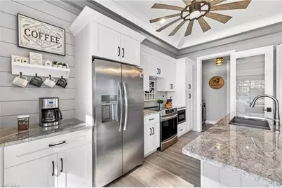 13875 Golden Palms Cir, Fort Myers, FL 33913 - Photo 9