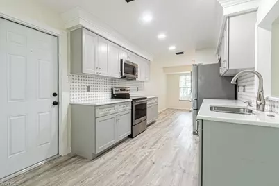 62 Lanai Cir #62, Naples, FL 34112 - Photo 7