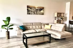 15126 Palmer Lake Cir, Naples, FL 34109 - Photo 3