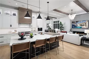 835 11th Ave S, Naples, FL 34102 - Photo 9