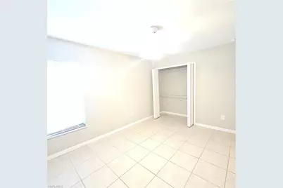 2020 NE 6th St, Cape Coral, FL 33909 - Photo 3