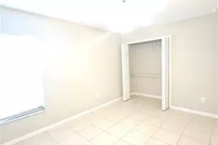 2020 NE 6th St, Cape Coral, FL 33909 - Photo 3