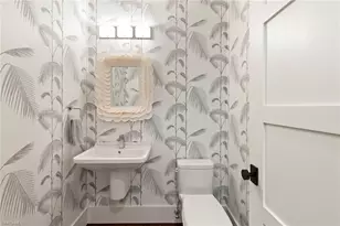 8456 Abbington Cir, Naples, FL 34108 - Photo 25