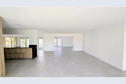 5279 Stratford Ct, Cape Coral, FL 33904 - Photo 3