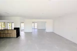 5279 Stratford Ct, Cape Coral, FL 33904 - Photo 3