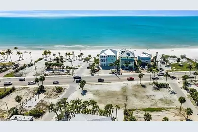 111 Coconut Dr, Fort Myers Beach, FL 33931 - Photo 15