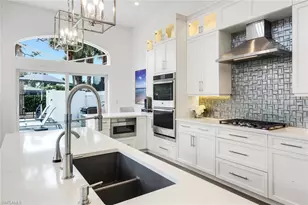 15303 Devon Green Ln, Naples, FL 34110 - Photo 17