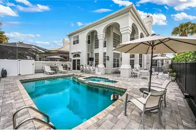 15303 Devon Green Ln, Naples, FL 34110 - Photo 5