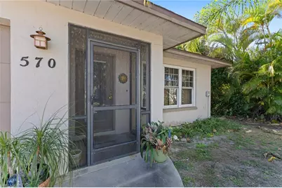 570 104th Ave N, Naples, FL 34108 - Photo 7