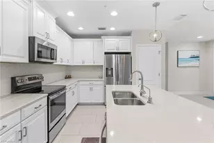 2343 Sheen Ln, Naples, FL 34120 - Photo 9