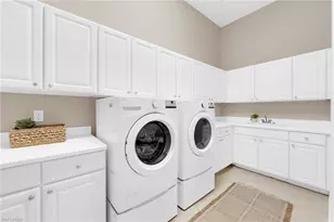 7116 Lemuria Cir, Naples, FL 34109 - Photo 27