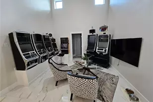 4014 Jacaranda Pkwy W, Cape Coral, FL 33993 - Photo 15