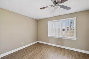 922 SE 27th Terrace, Cape Coral, FL 33904 - Photo 21